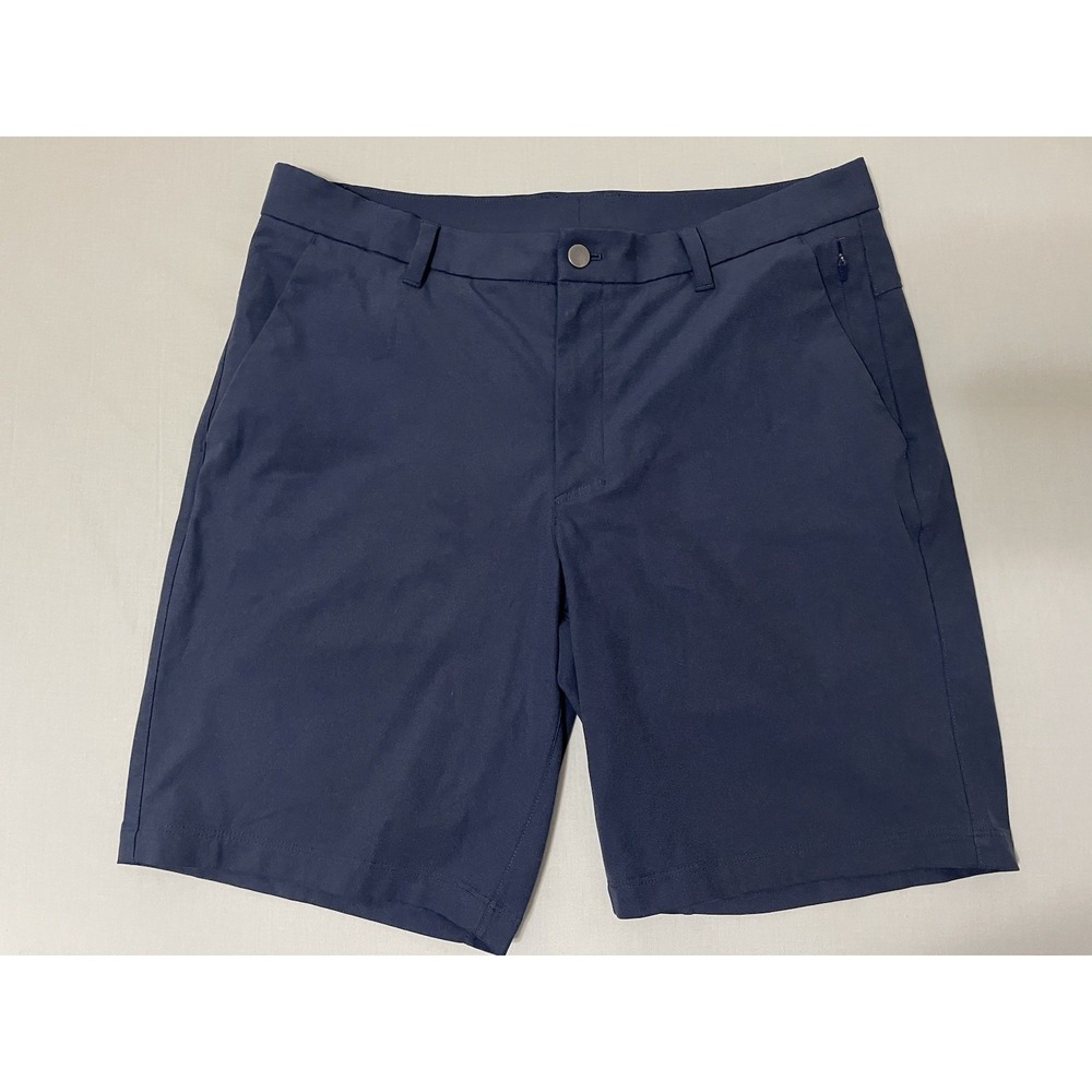 CRZ YOGA‎ Men's Casual Golf Shorts in Blue Sand in Size 33W All Day Comfy